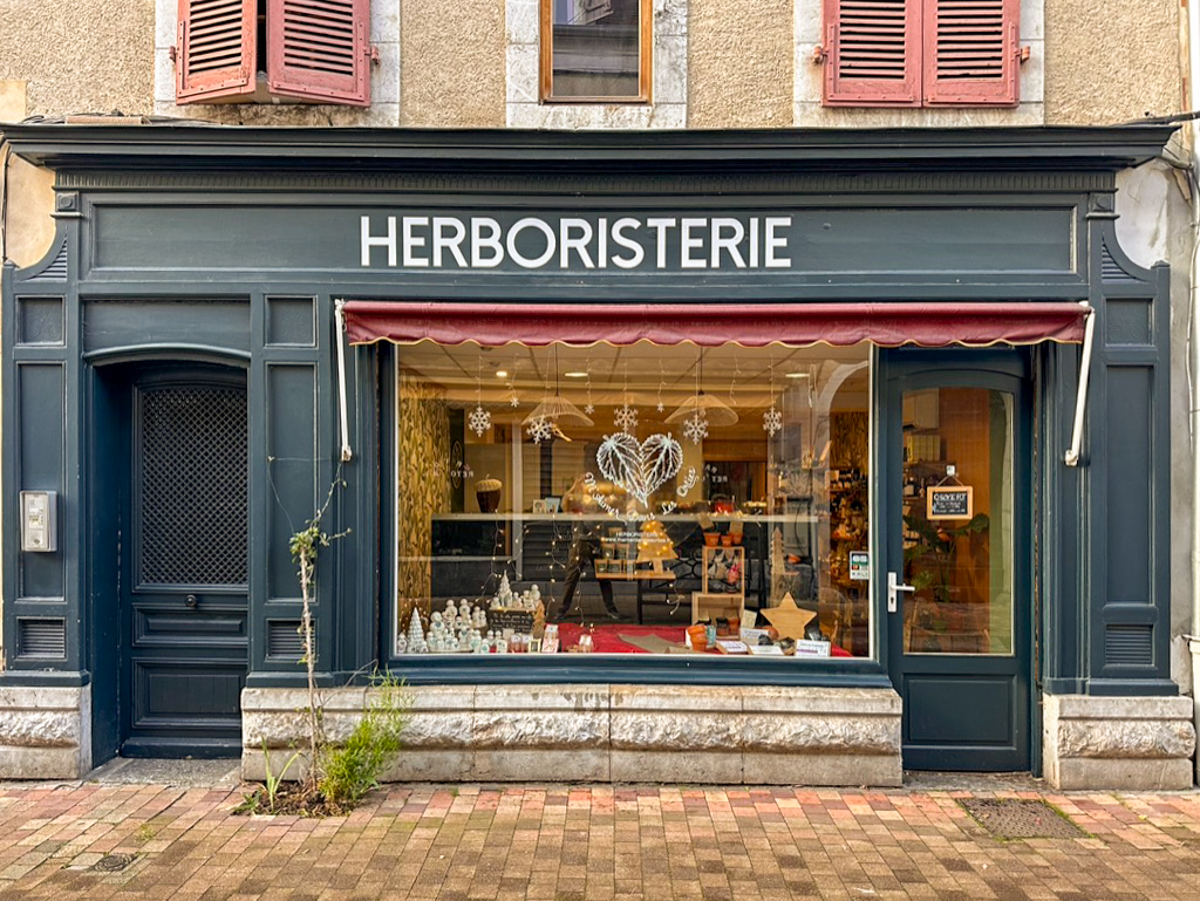 Inauguration de l�Herboristerie M�Aimer Dans Les Orties &agrave; Orthez 