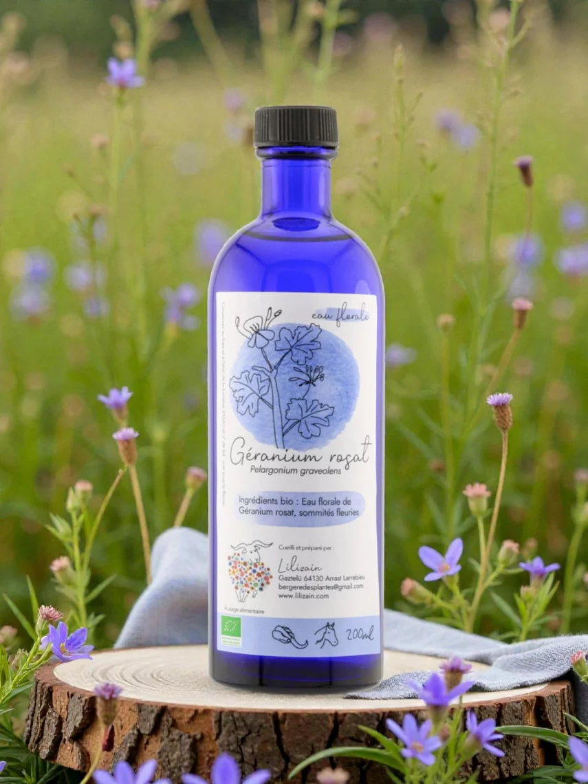 Hydrolat G&eacute;ranium rosat Bio Lilizain Pays basque � &Eacute;quilibrant et r&eacute;g&eacute;n&eacute;rant cutan&eacute; 200 ml