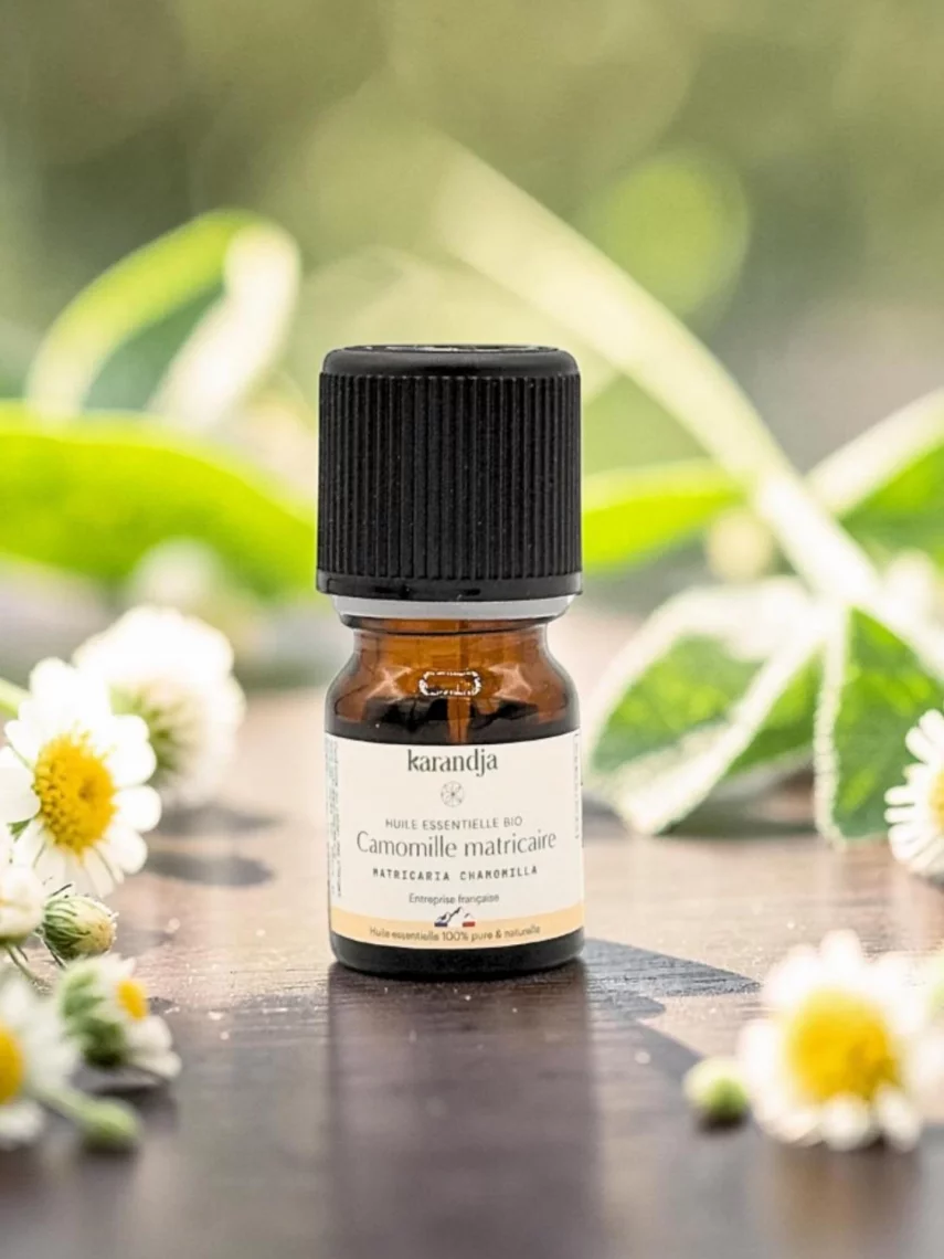 Huile essentielle de Camomille matricaire bio apaisement peau sensible 2,5 ml