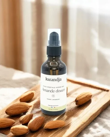 Huile Végétale Bio d'Amande Douce  Douceur Nourrissante  Peaux Délicates  Origine Espagne